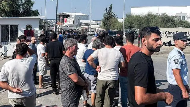 تجمع من عدد من الأشخاص