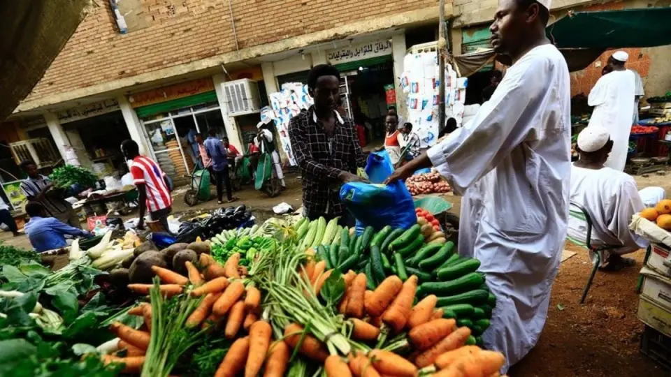 تراجع التضخم في السودان وسط استمرار الضغوط المعيشية