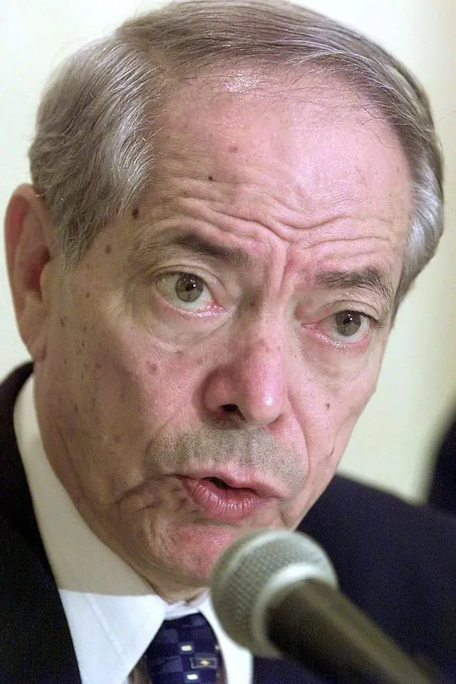 صورة بروفايل لأسامة الباز المستشار السياسي للرئيس المصري الراحل حسني مبارك


