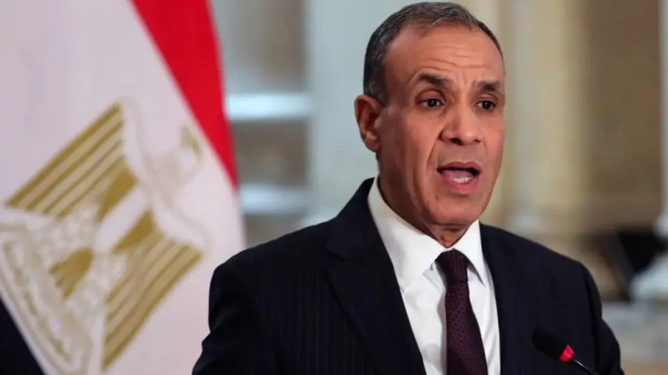 مع استمرار حرب إيران.. مصر تحذر من الانزلاق لحافة الانفجار والفوضى