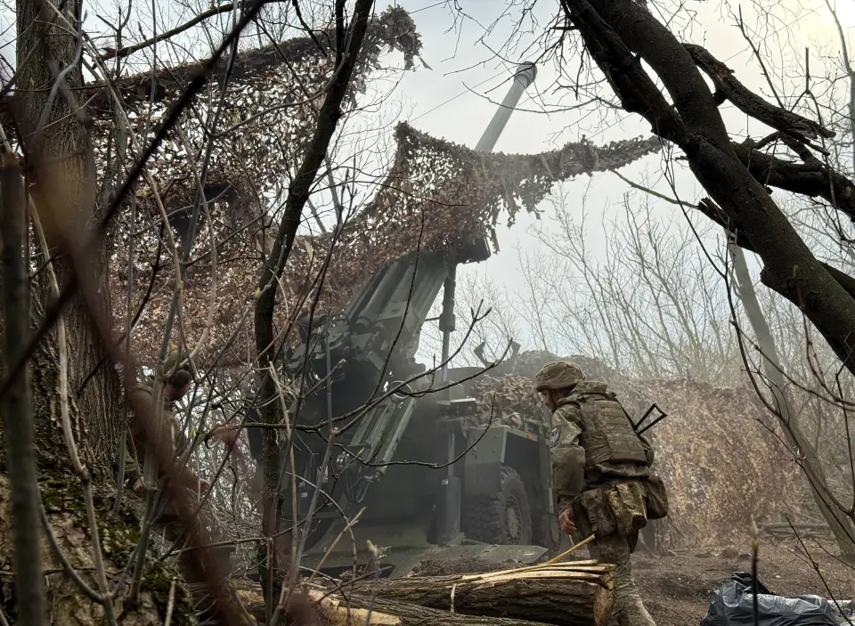 تصعيد عسكري: قتلى وجرحى في هجمات متبادلة بالمسيرات بين روسيا وأوكرانيا